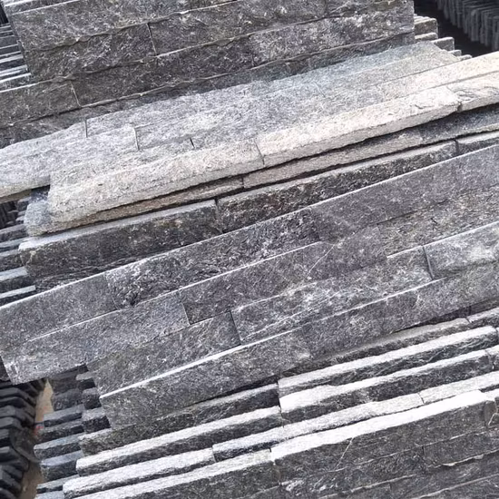 Pietra impilata incollata naturale di quarzite nera